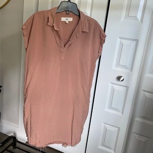 Pinkish collard dress with pockets